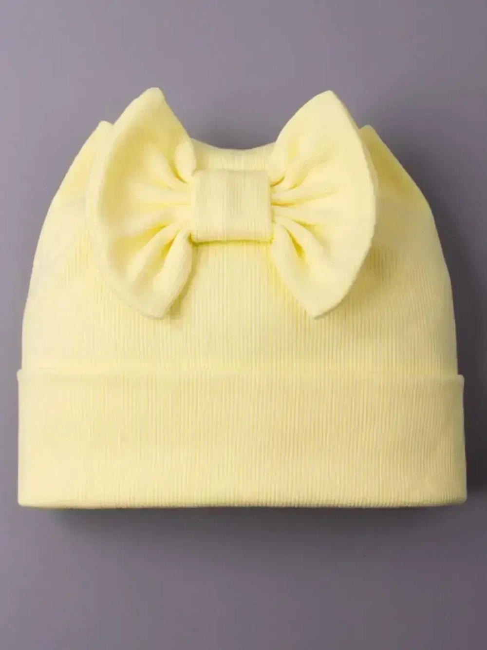 Шапка для девочки с ушками на осень