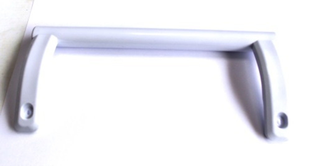 Холодильник Бирюса ручка