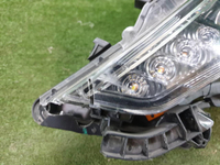 Битая Фара левая Toyota Land Cruiser Prado 150 (2013-2017) LED