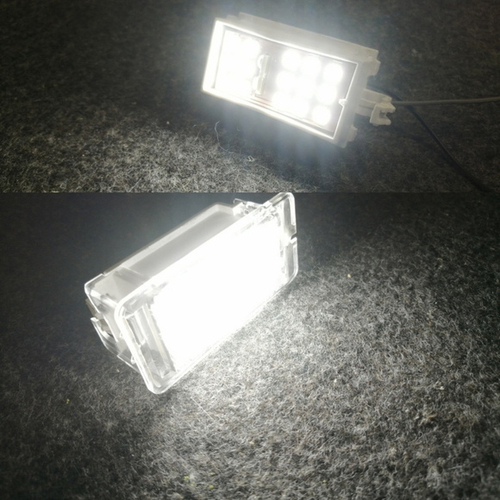 Светодиодная плата в плафона багажника Duster