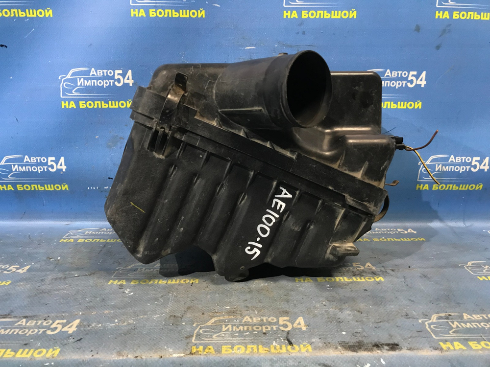 Корпус воздушного фильтра TOYOTA SPRINTER 1992