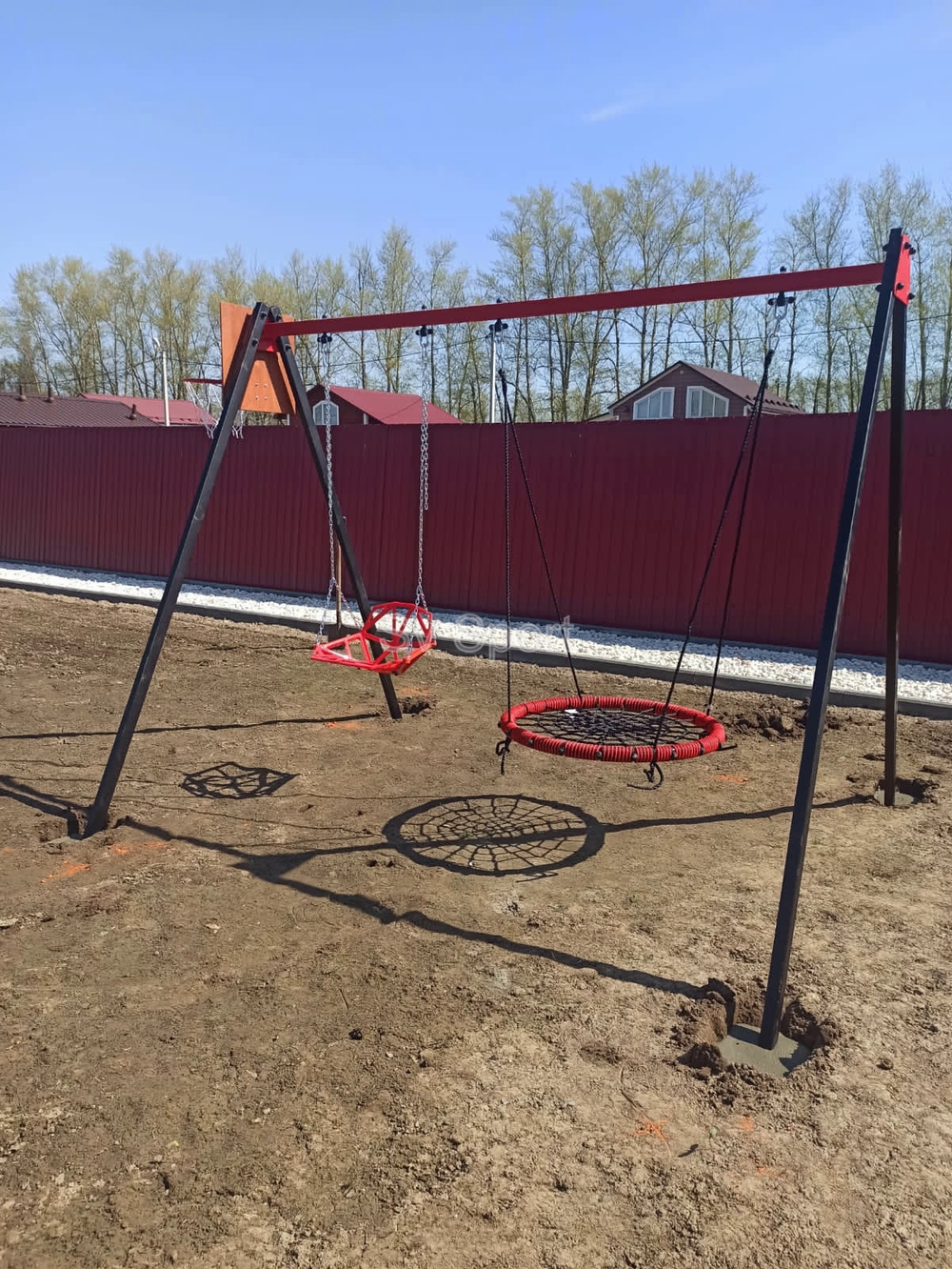 Монтаж уличных качелей Sv Sport