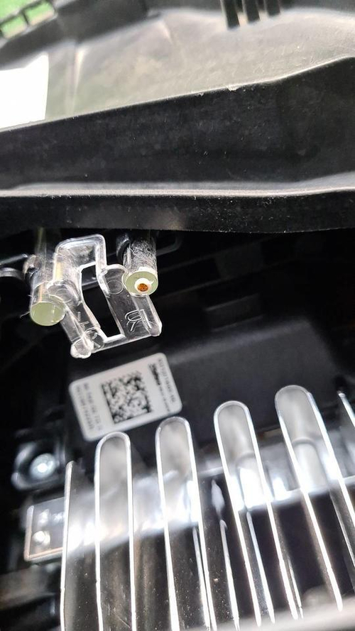 Фара правая BMW X1 F48 (2015-2019) LED