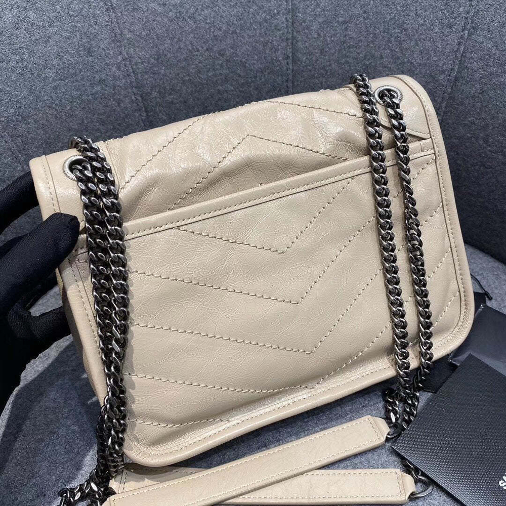 Yves Saint Laurent Niki 22 cm