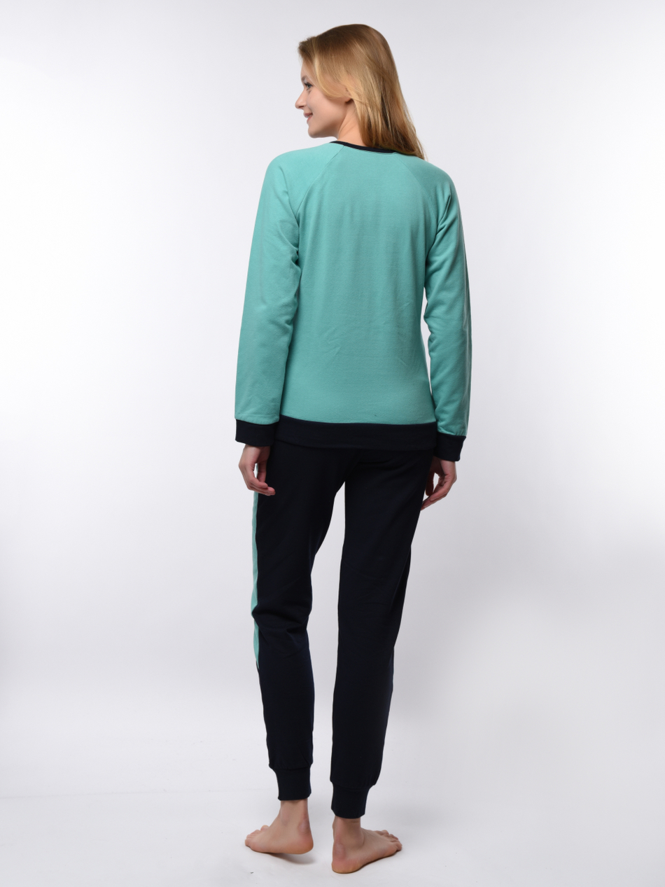 Костюм женский