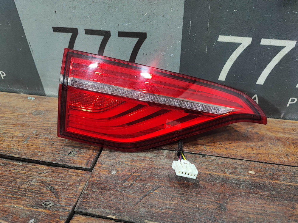 Фонарь задний левый Geely Tugella 19-нв Б/У Оригинал 7057019300