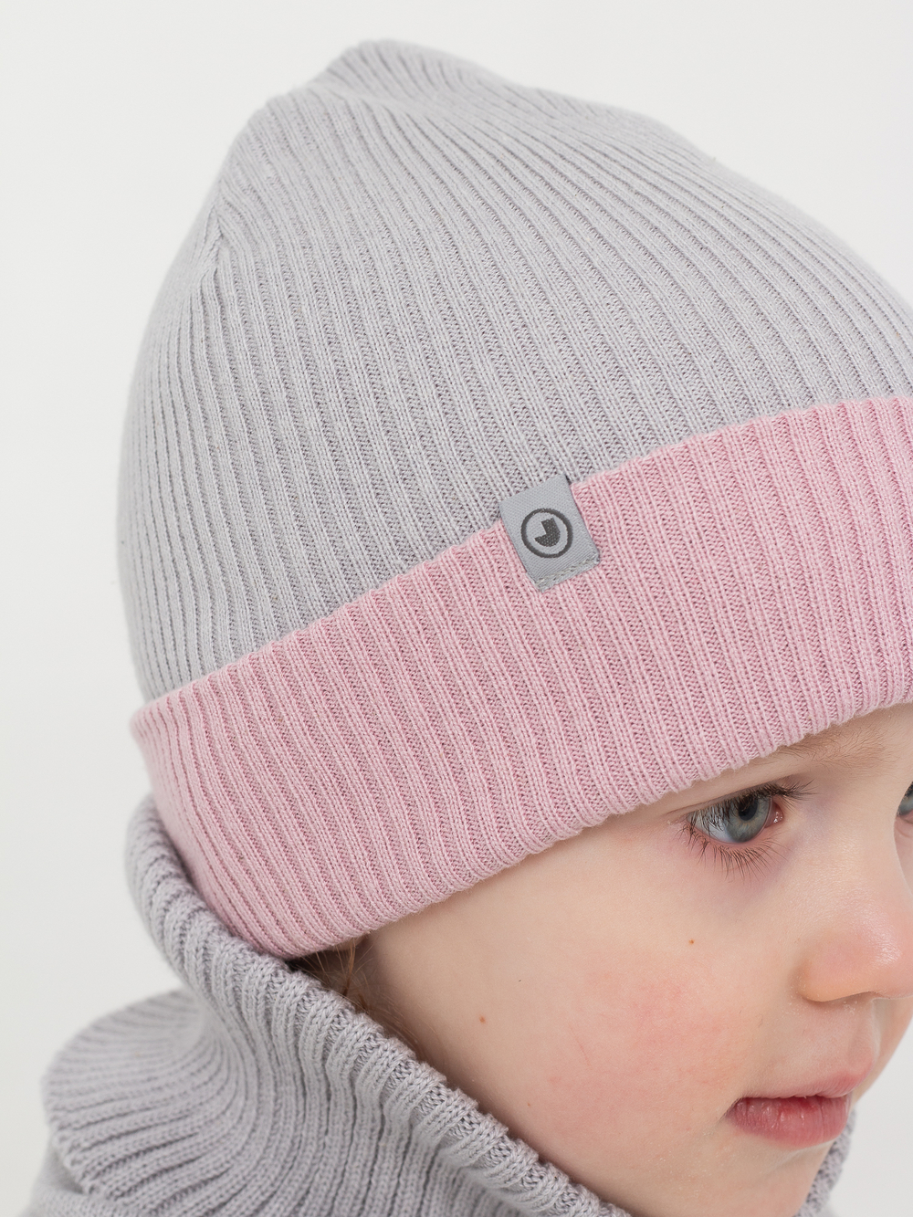 Шапка вязаная хлопковая ТВИНС(Пудра, Св.серый)