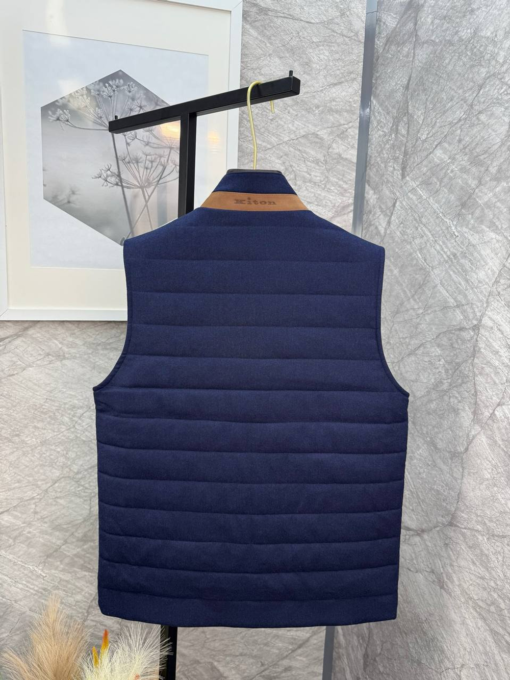 Безрукавка Kiton