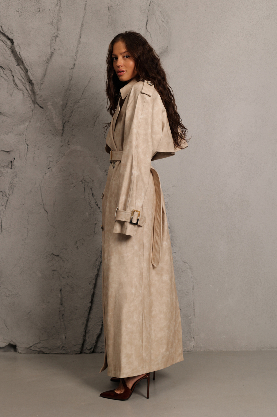 Тренч из экокожи