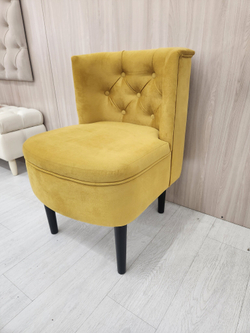 Кресло в каретной стяжка на дер ножках, горчичный велюр