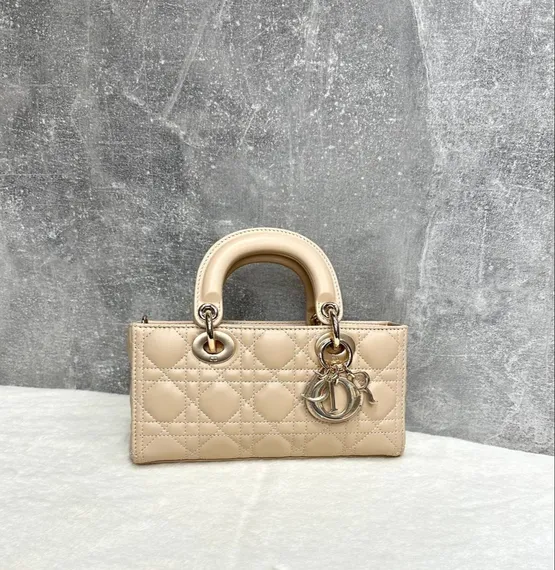 Сумка Dior Lady D-joy бежевый