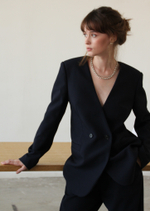 Жакет двубортный без воротника