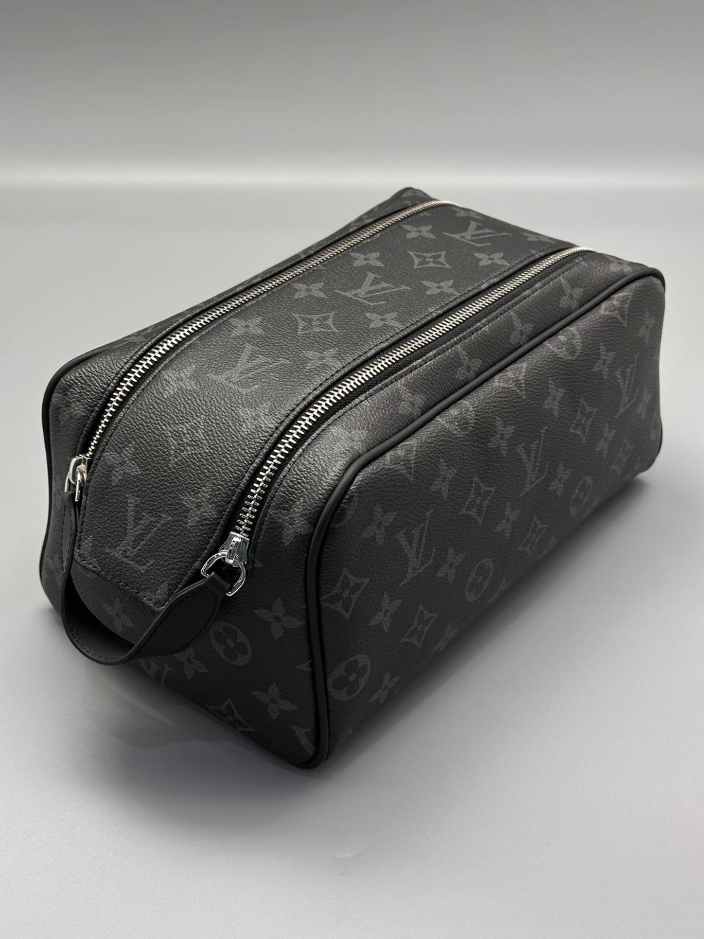 Несессер Louis Vuitton