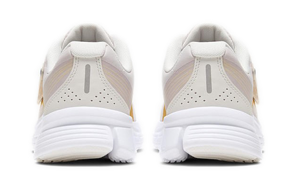 Nike Alphina 5000
