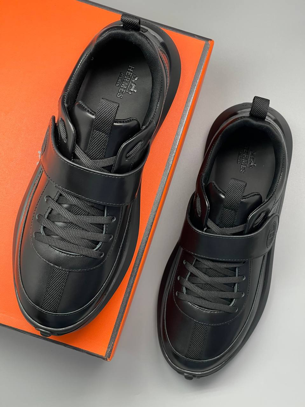 Кроссовки Hermes