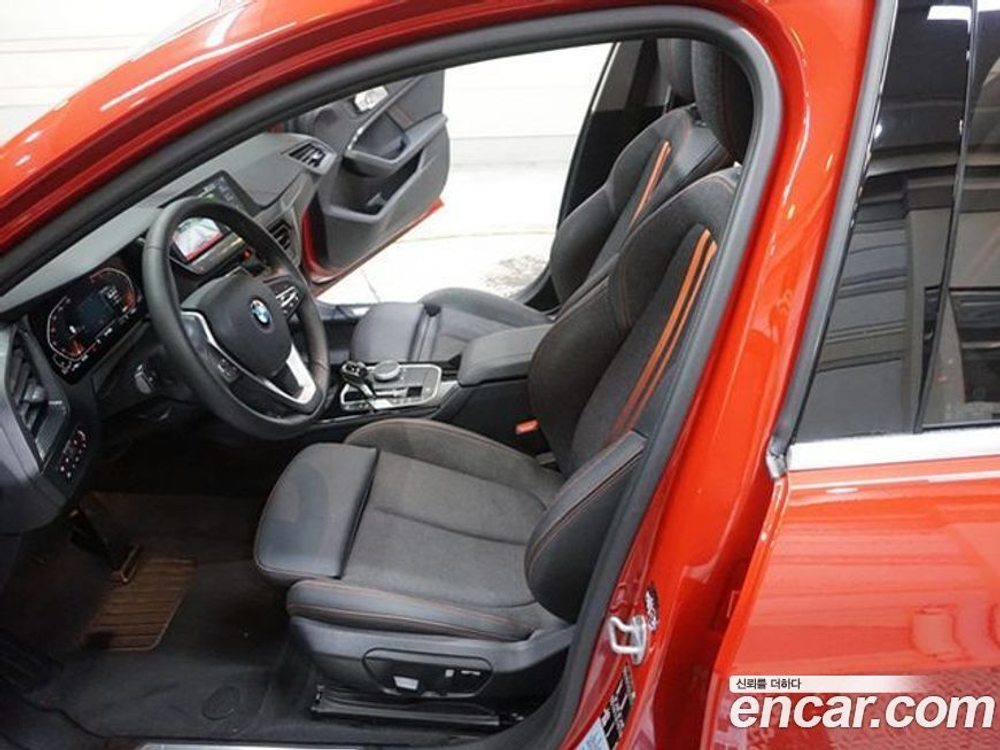BMW 1 Series (F40) 118d Sports (05.2020)