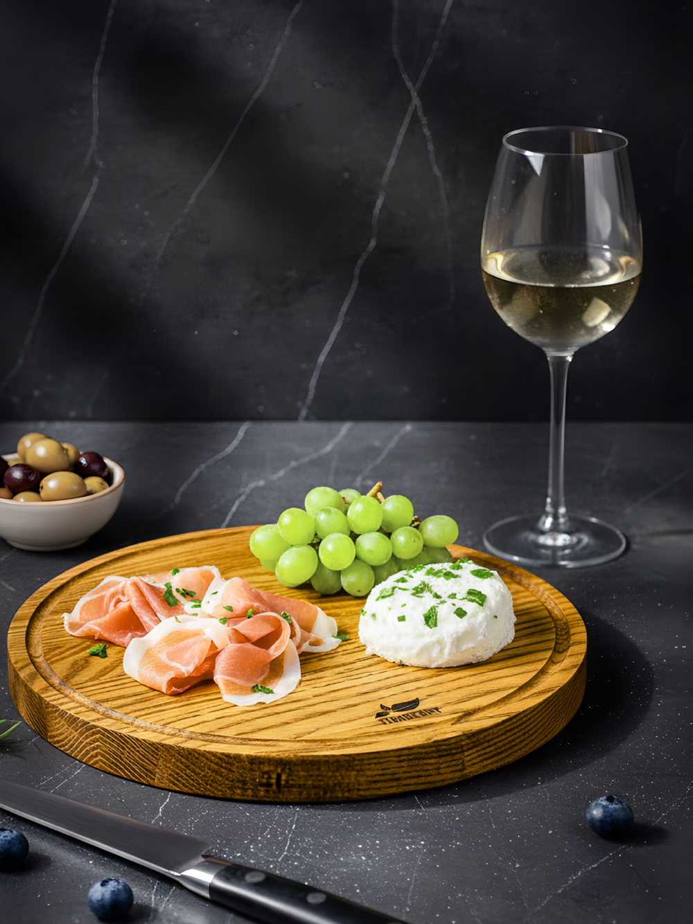 Разделочная доска круглая 30 см