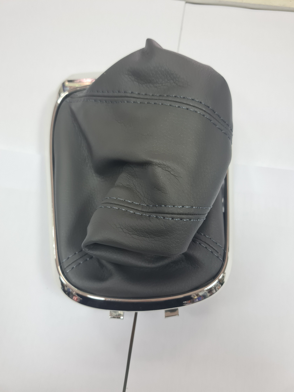 Чехол на рычаг КПП серый шевроле Кобальт / Chevrolet Cobalt