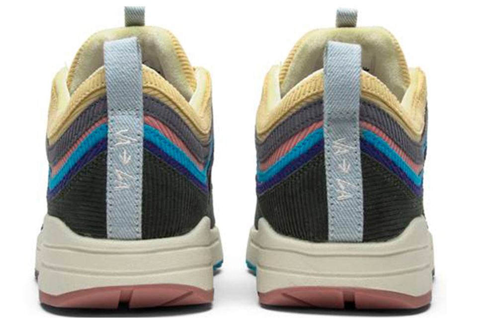 Nike sean 97 top