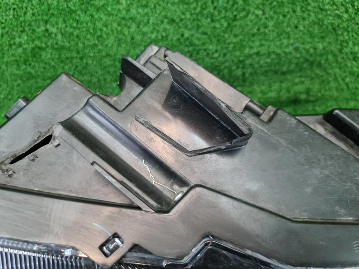 Фара правая Haval F7 (2018-2024) LED