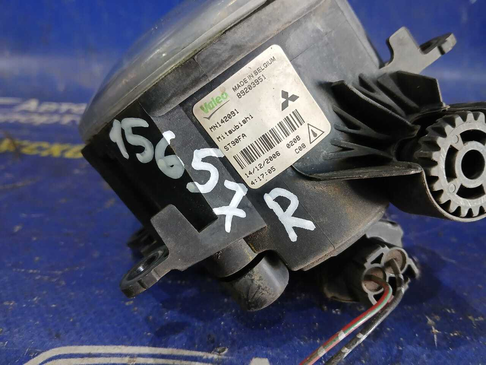 Туманка правая MITSUBISHI COLT 2004-2008