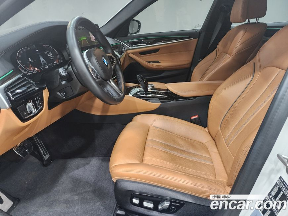 BMW 5 Series (G30) 520i M Sports (11.2021)
