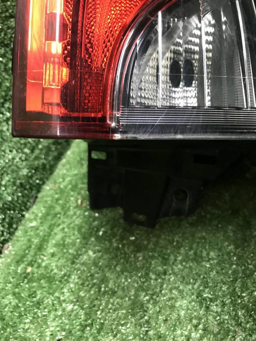 Фонарь правый внешний Toyota RAV4 5 XA50 (18-нв)