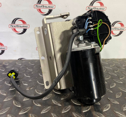 Мотор стеклоочистителя 11205840