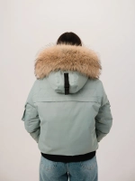 Куртка зимняя короткая с капюшоном