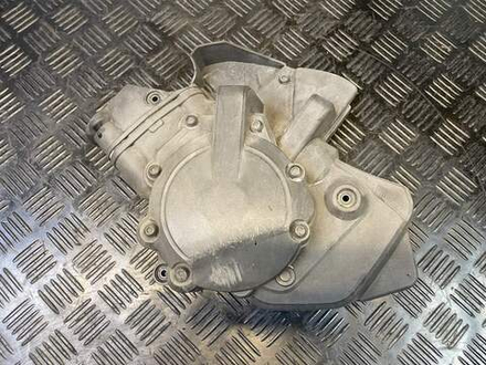 Пластик двигателя левый Suzuki GSR400 (GK7DA)