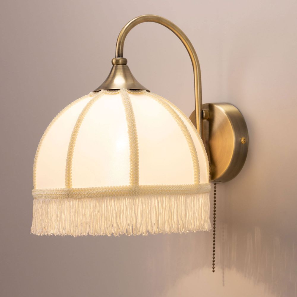 Citilux Базель CL407311 Бра с бежевым абажуром и выключателем