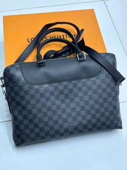 Портфель Louis Vuitton