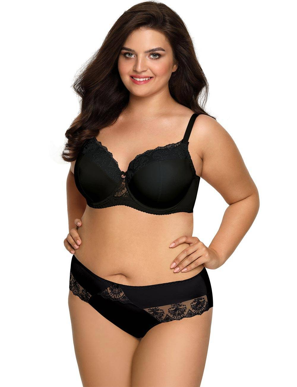 Бюстгальтер plus size с эффектной вышивкой на чашках (Размер: 95F) (Цвет: телесный)