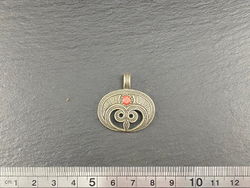 "Лунница с крином"