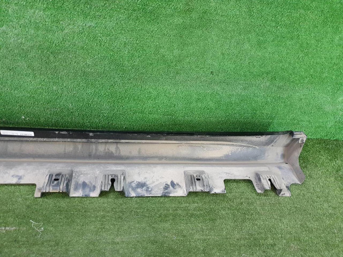 Накладка порога правая Mercedes GLE V167 (2018-н.в.) AMG