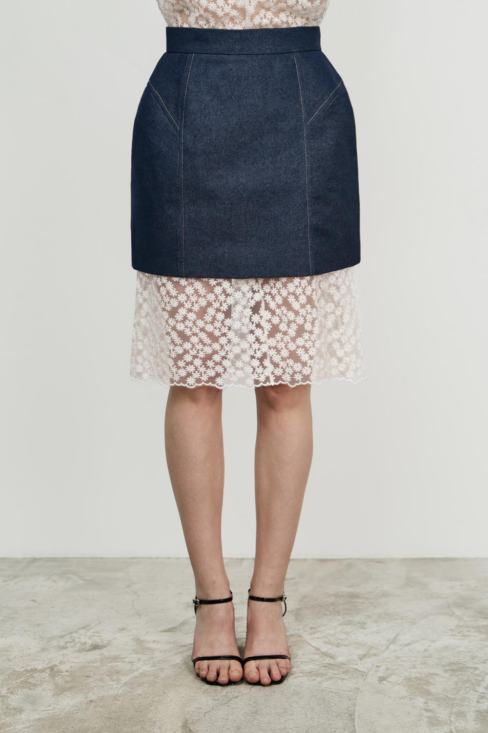 Юбка мини джинсовая