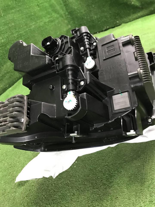 Фара левая Tank 500 (2021-н.в.) LED (В сборе)