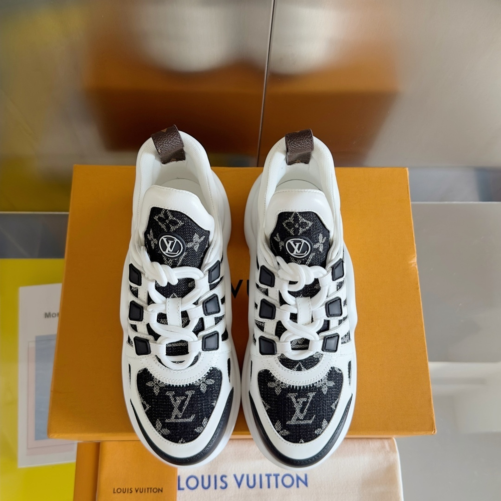 Louis Vuitton Archlight