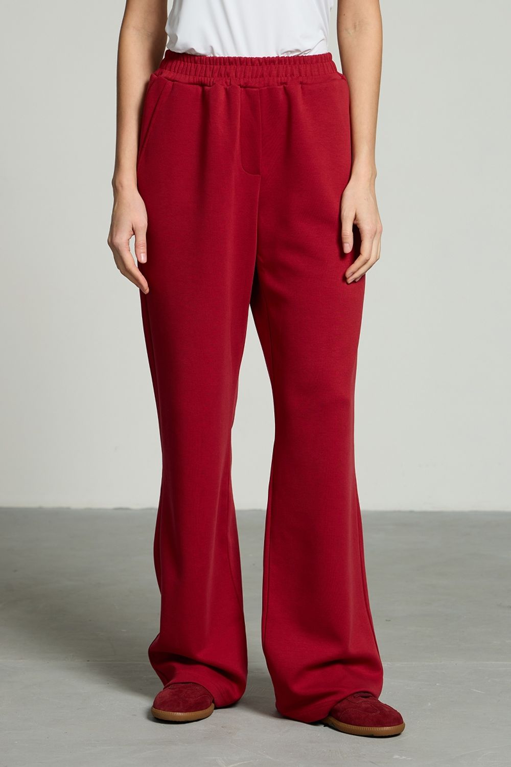 Брюки спортивные ягодные