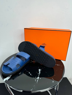 Шлепанцы Hermes Chypre из кожи крокодила