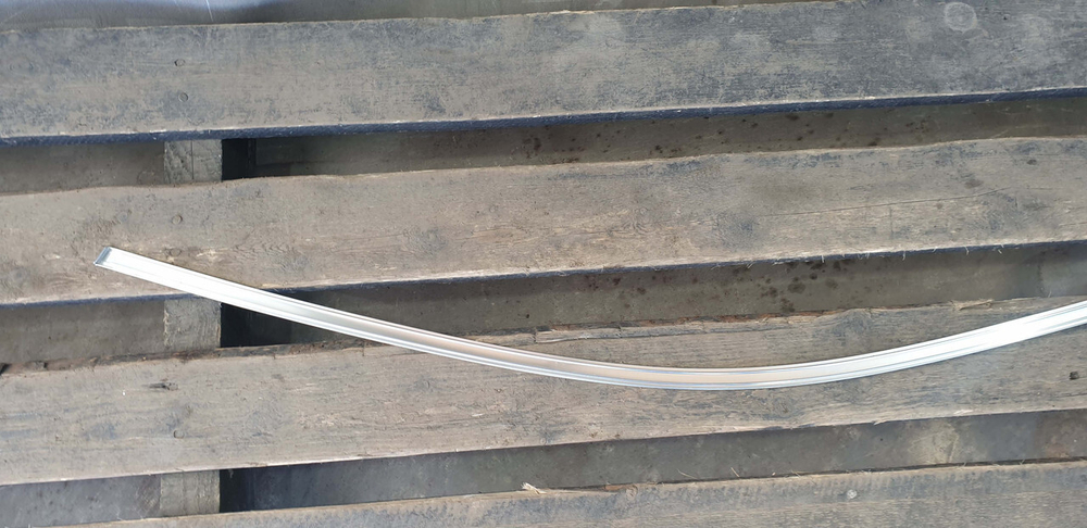 Молдинг двери передней правой Mercedes GLC X253 15-нв Б/У Оригинал A2537250282