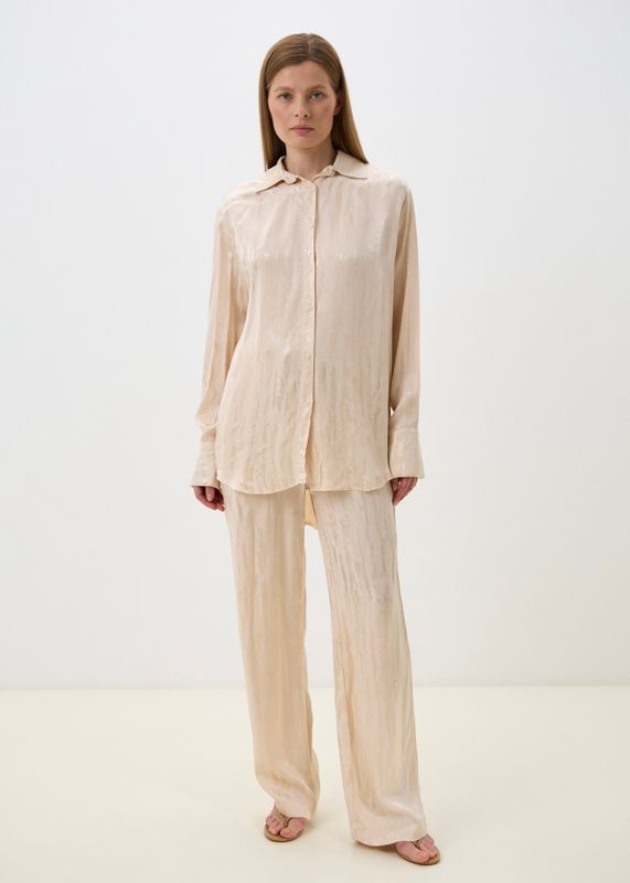 Костюм брючный с рубашкой