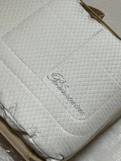 Покрывало 270x270 Blumarine Primizia burro молочного цвета