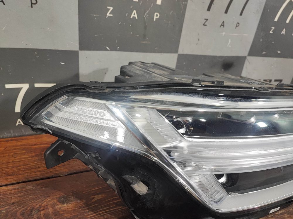 Фара правая Full LED Volvo XC90 2 14-19 Б/У Оригинал 31446688
