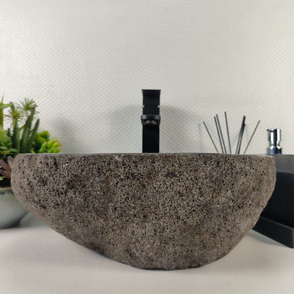 Раковина из речного камня RS-64893 40*37*15 0861