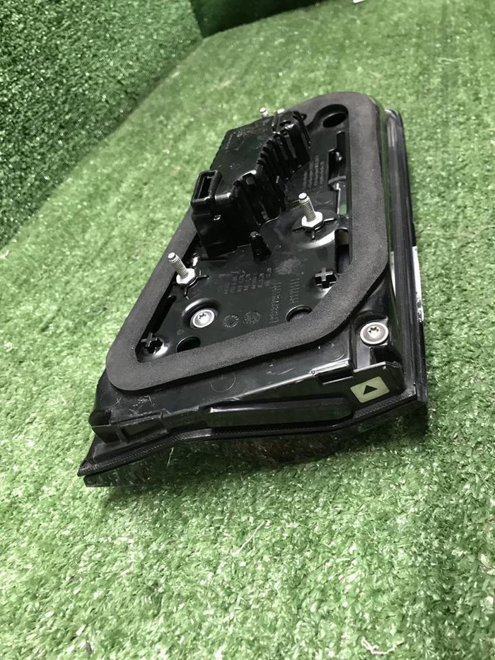 Фонарь правый внутренний BMW 5er G30 (2020-2023)