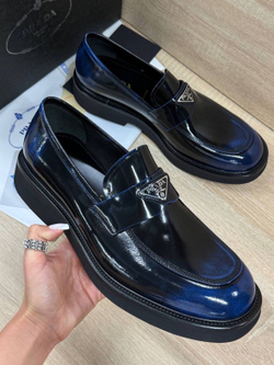 Лоферы Prada