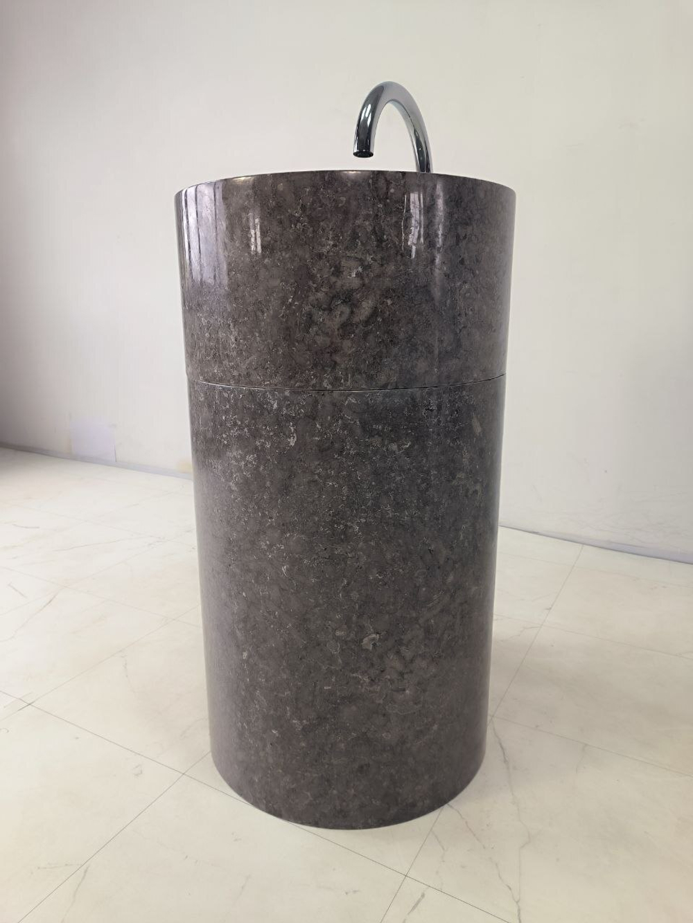 Раковина напольная из мрамора Silinder MN-63225 50*50*90