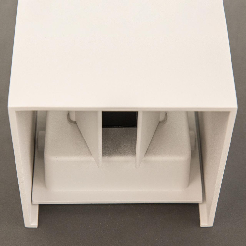 Настенный светильник Citilux Декарт CL704060