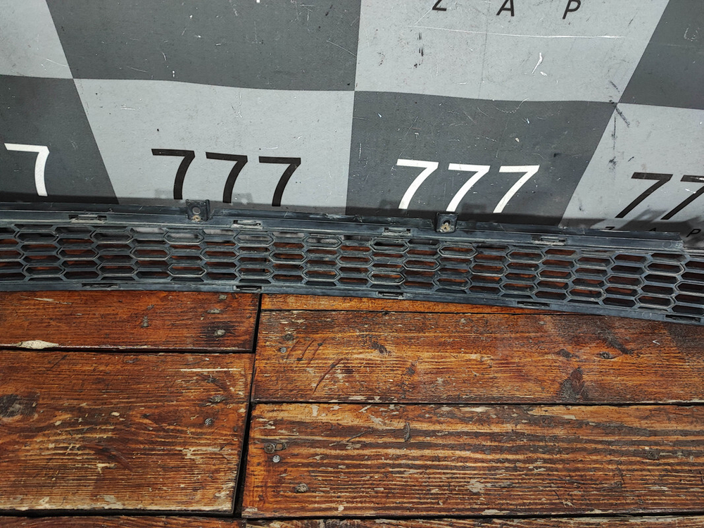 Решетка переднего бампера Kia Ceed 2 (JD) 12-15 Б/У Оригинал 86560A2000